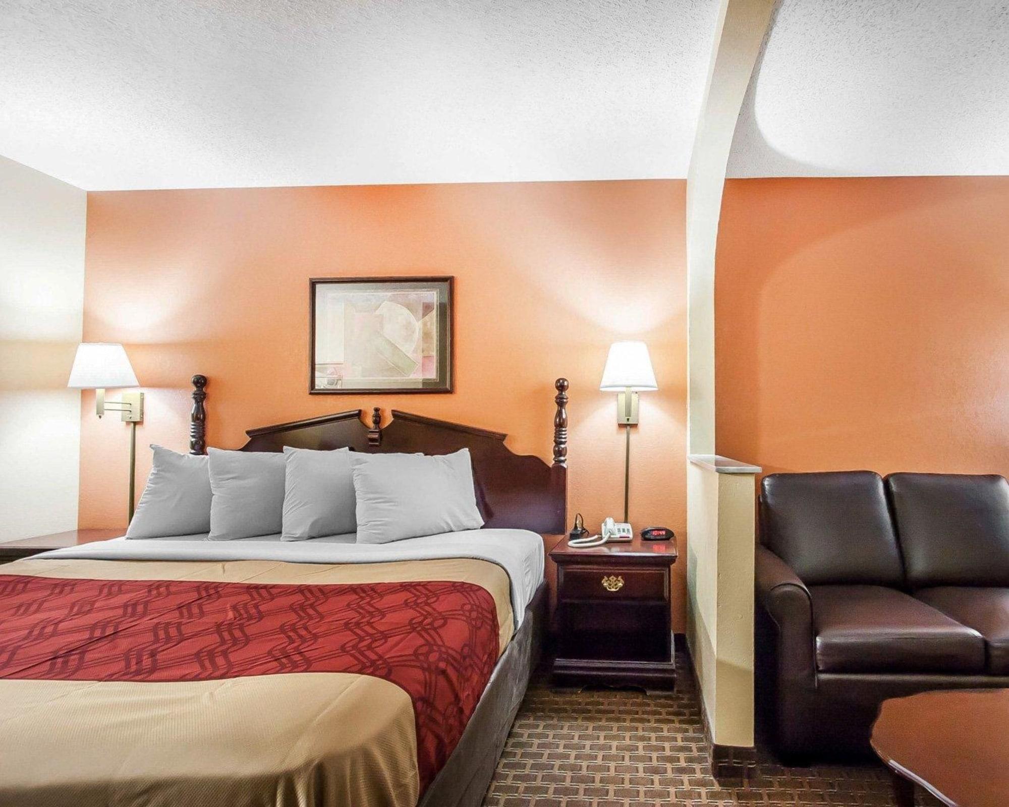 Hotel Econo & 2*