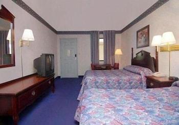 Hotel Econo &