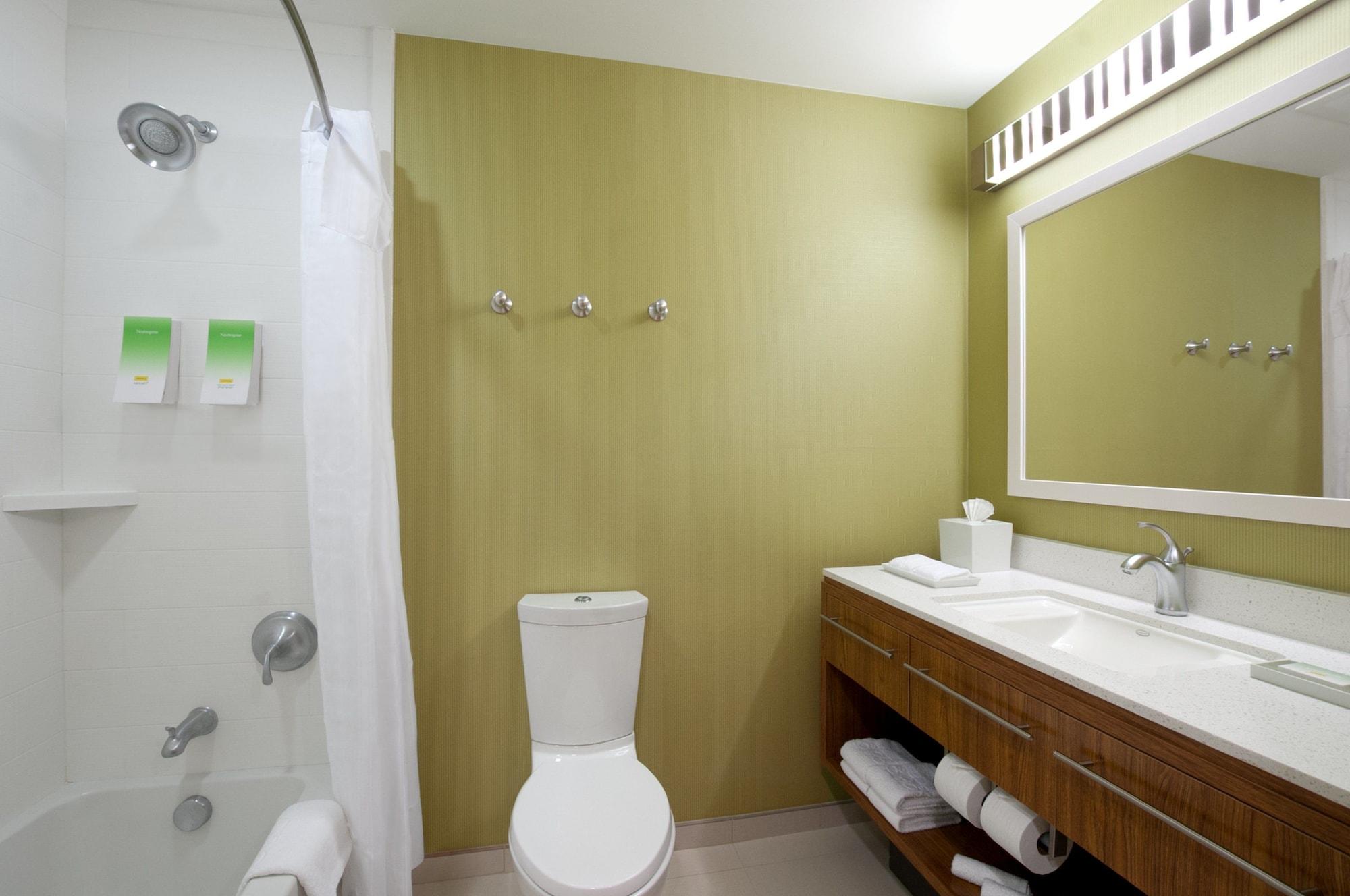 Hotel Home2 By Hilton Downtown Boulevard 3*