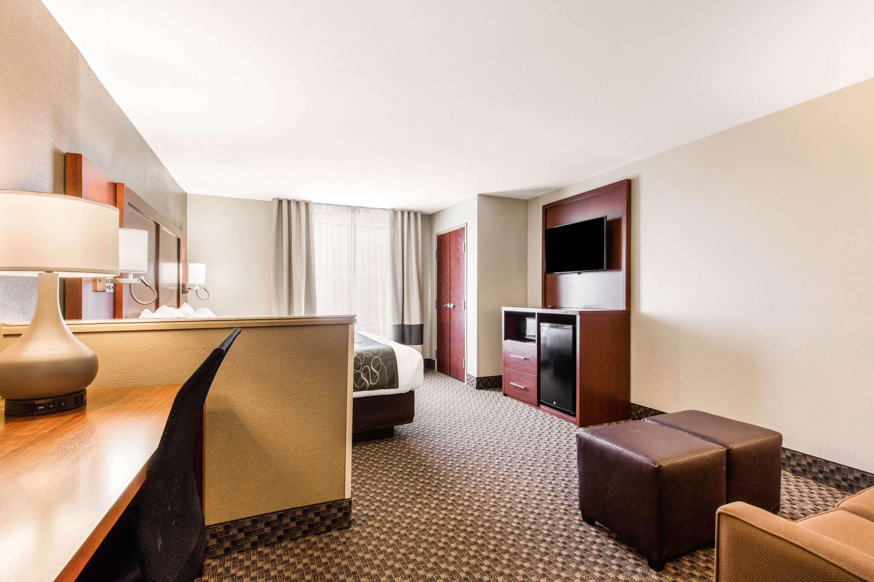 Hotel Comfort Near 3*