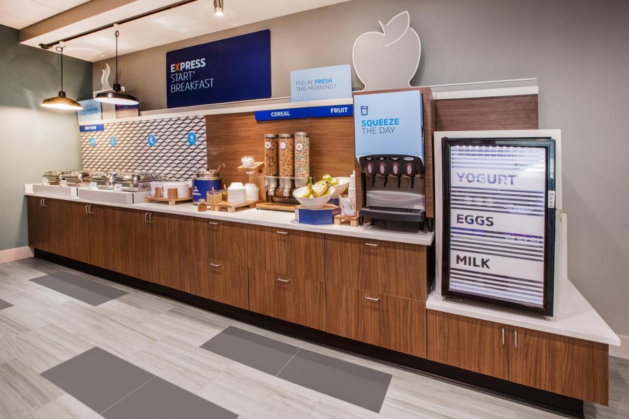 Express & East By Ihg Tuscaloosa