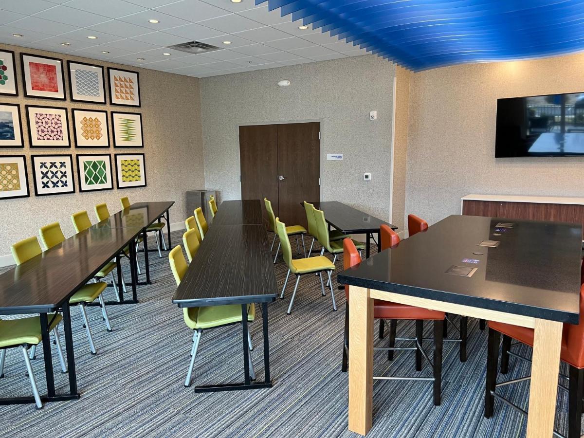 Express & East By Ihg Tuscaloosa