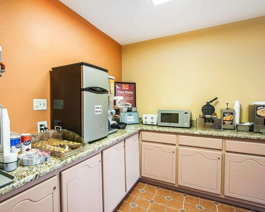 Hotel Econo & 2*