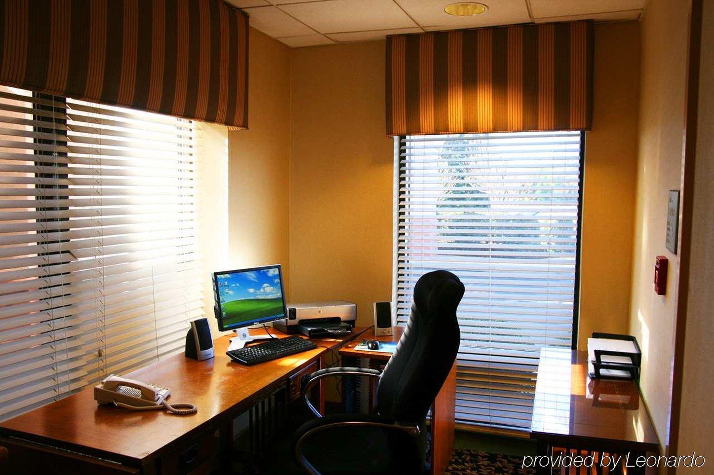 Hampton Tuscaloosa-university Hotel 3*
