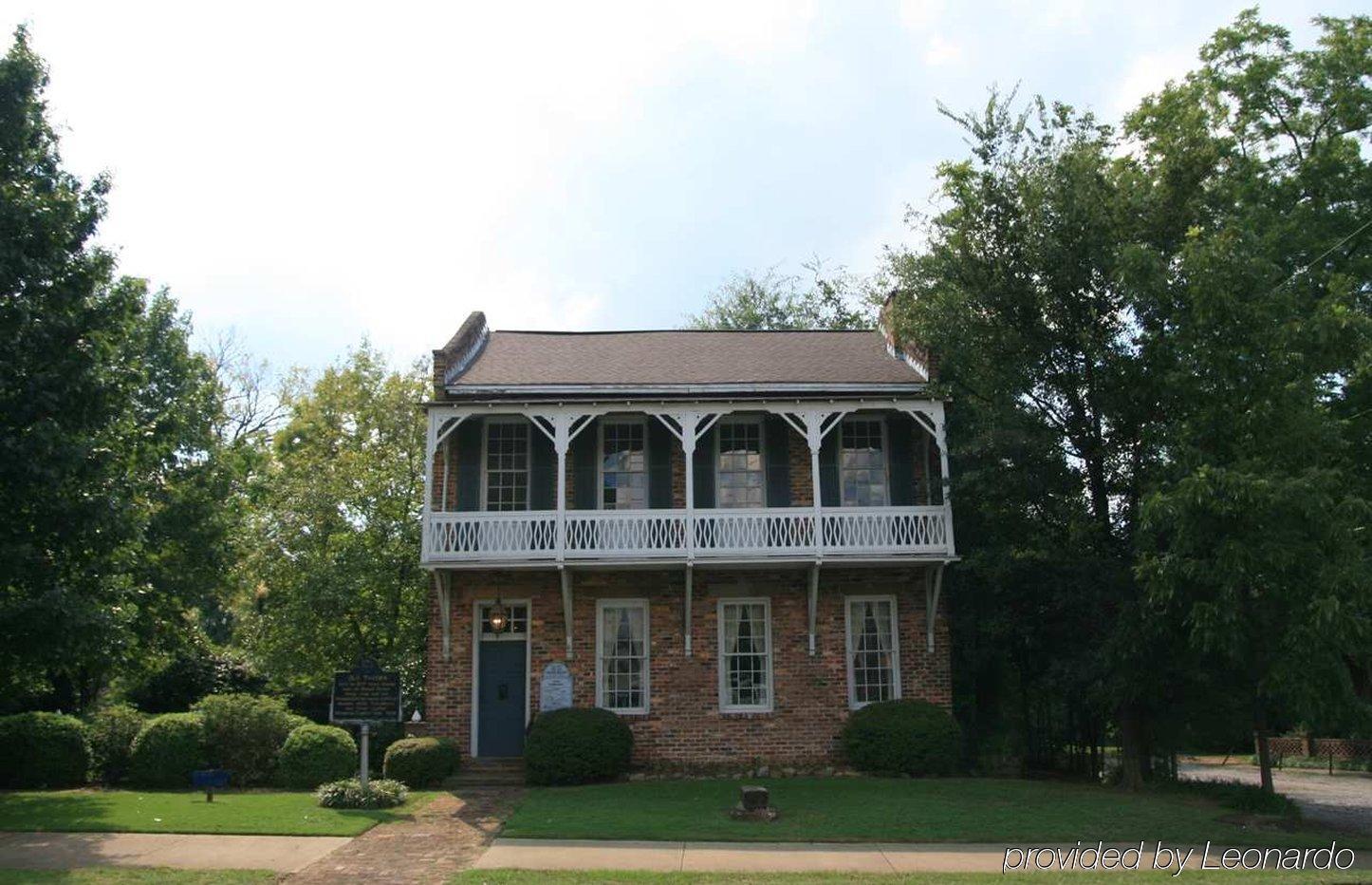 Hampton Tuscaloosa-university Hotel 3*