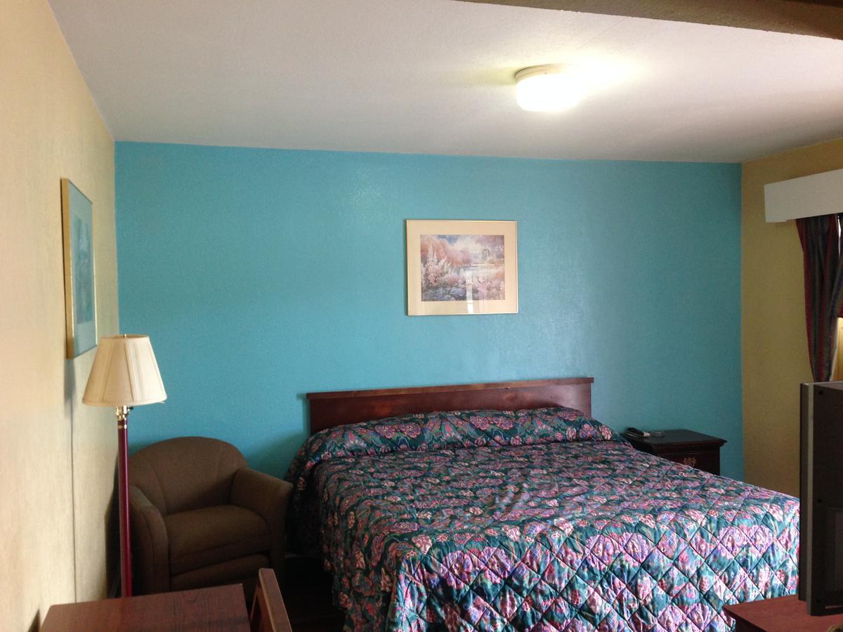 Ole Motel 2*