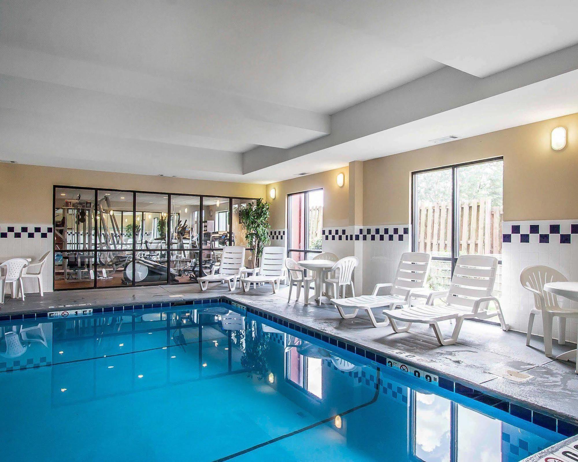 Hotel Comfort Near 3*