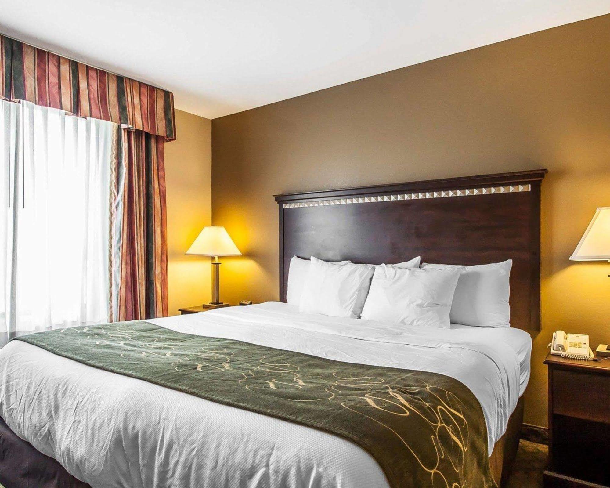 Hotel Comfort Near 3*