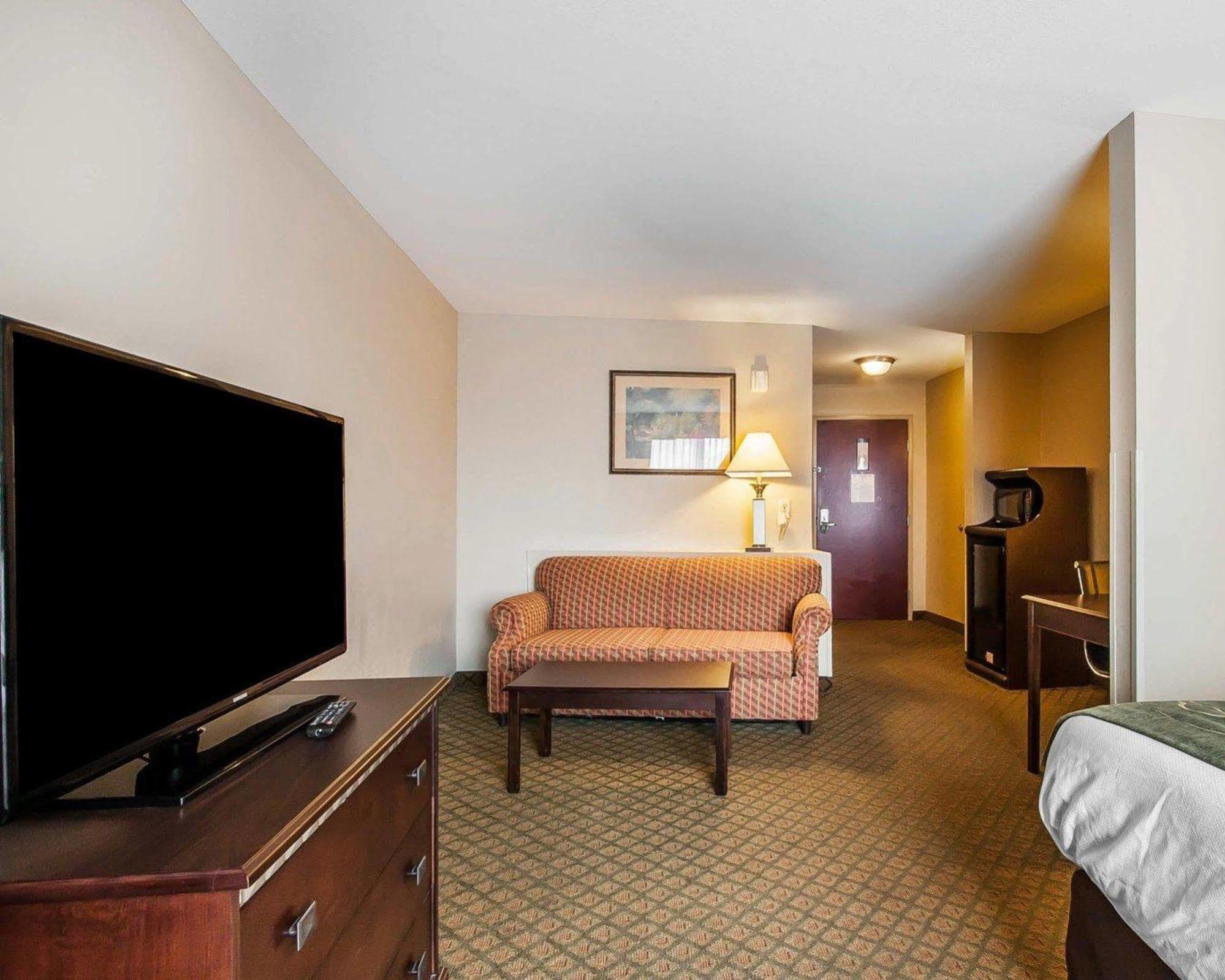 Hotel Comfort Near 3*