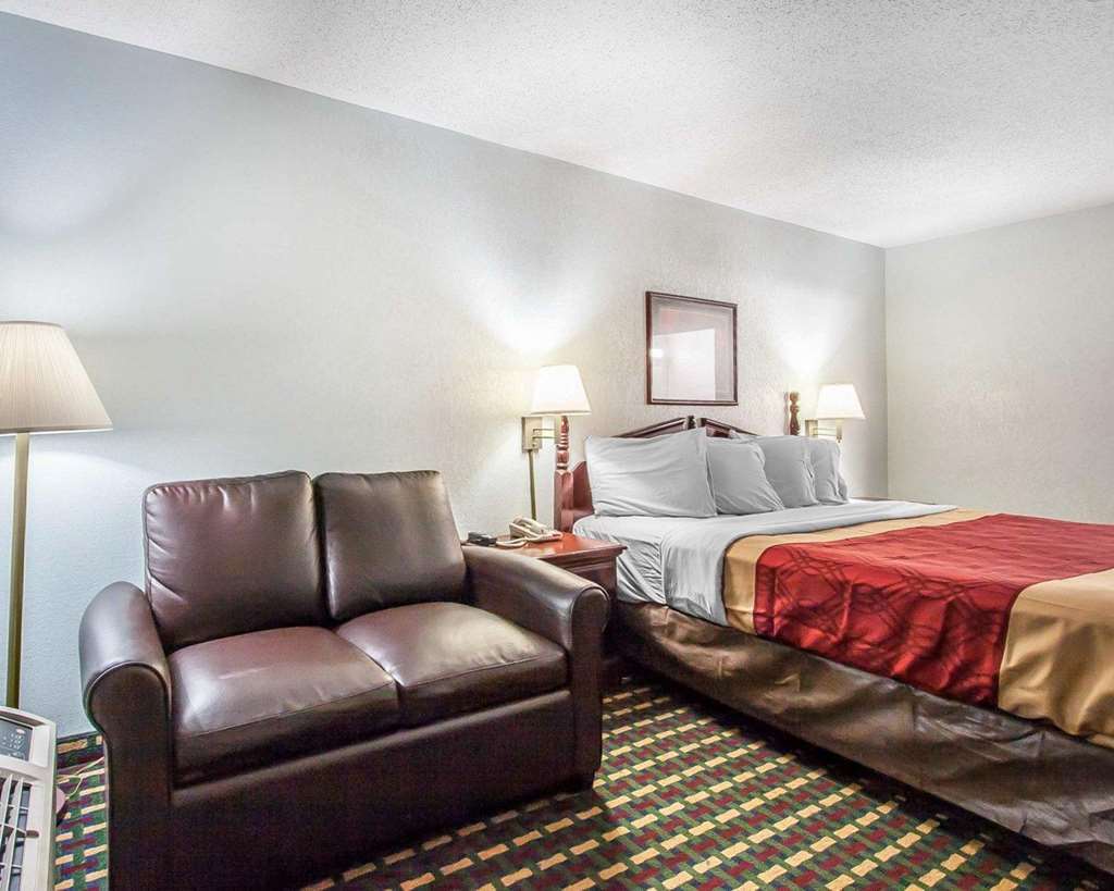 Hotel Econo & Tuscaloosa