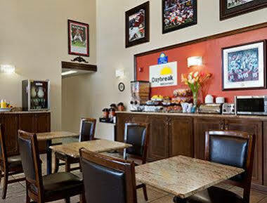 Days & By Wyndham - Univ. Of Alabama Hotel 2*