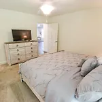 Charming & Comfy - Close To Stadium & Campus - Parents - Game Weekend