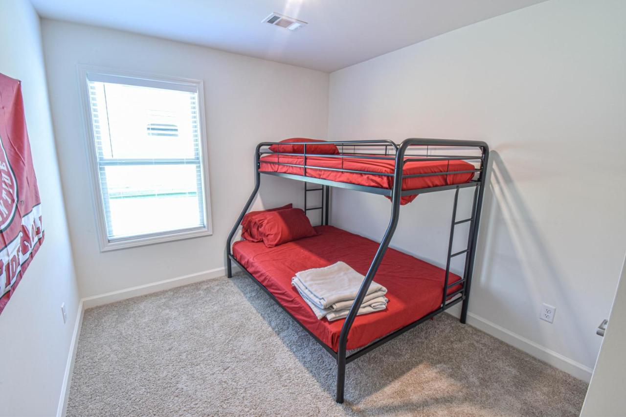 Holiday home Charming & Comfy - Close To Stadium & Campus - Parents - Game Weekend *