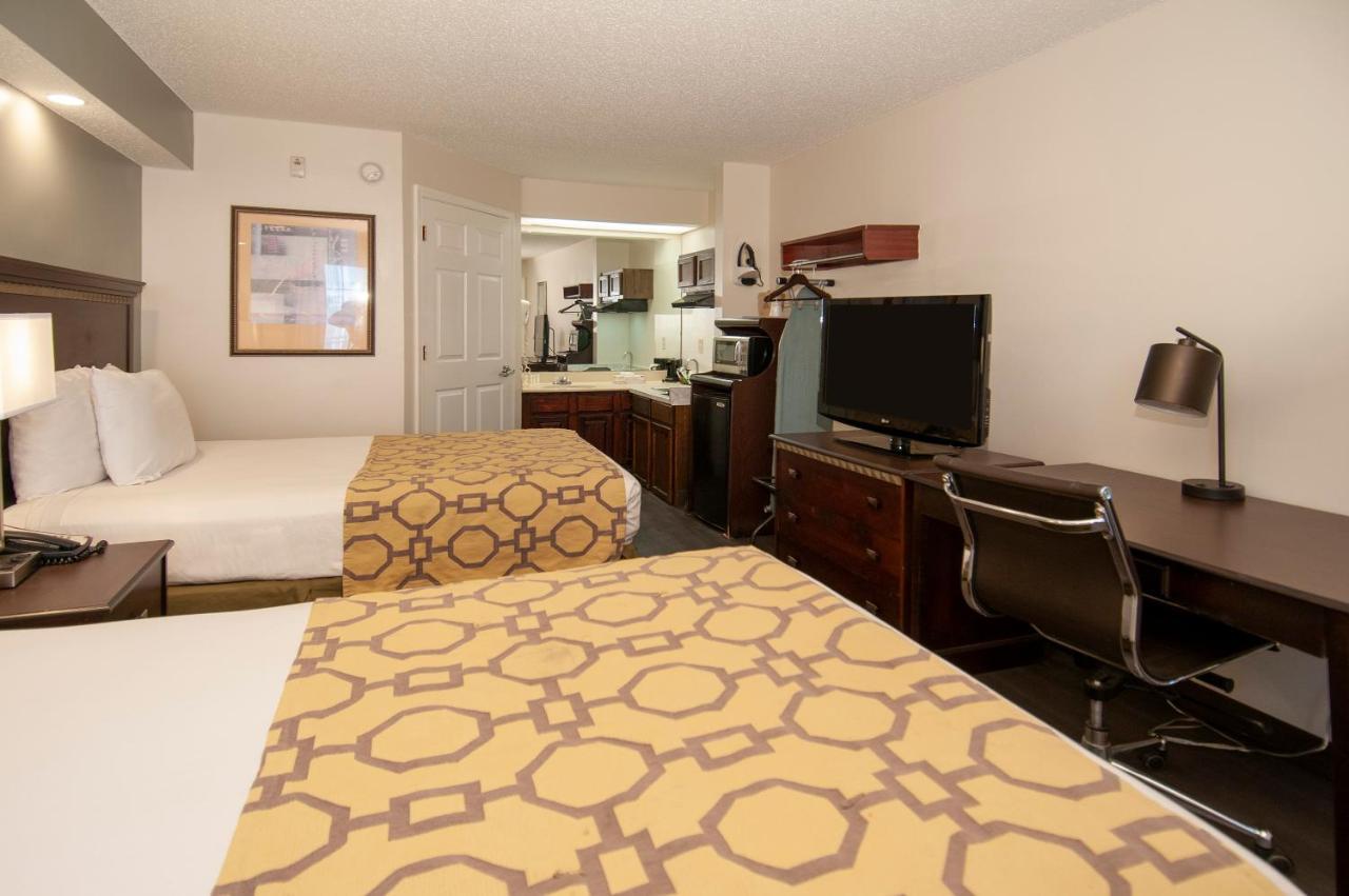 Baymont By Wyndham Motel