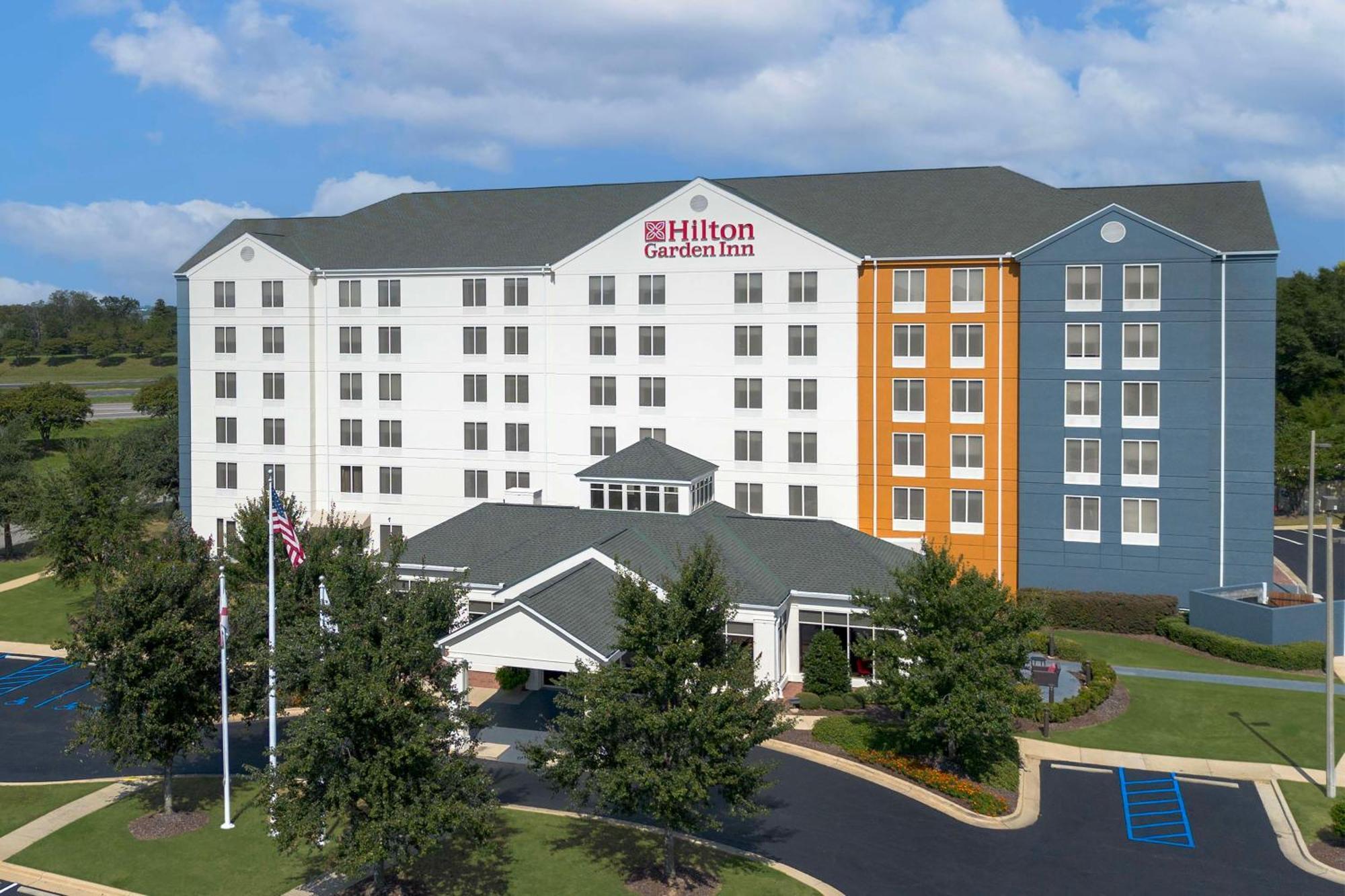 Hilton Garden 3*