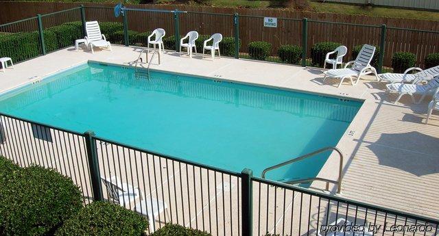 Motel Baymont By Wyndham 2*