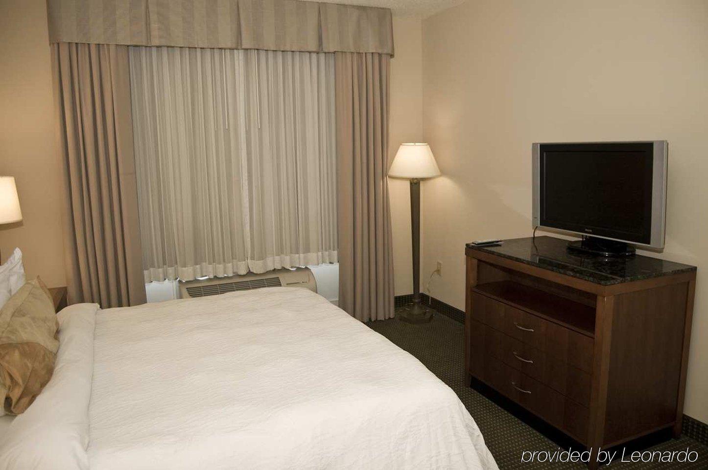 Hilton Garden Hotel 3*