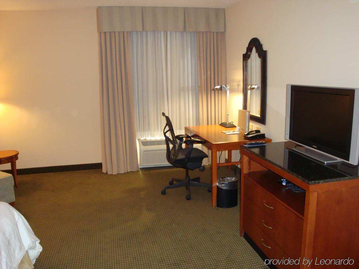 Hilton Garden 3*