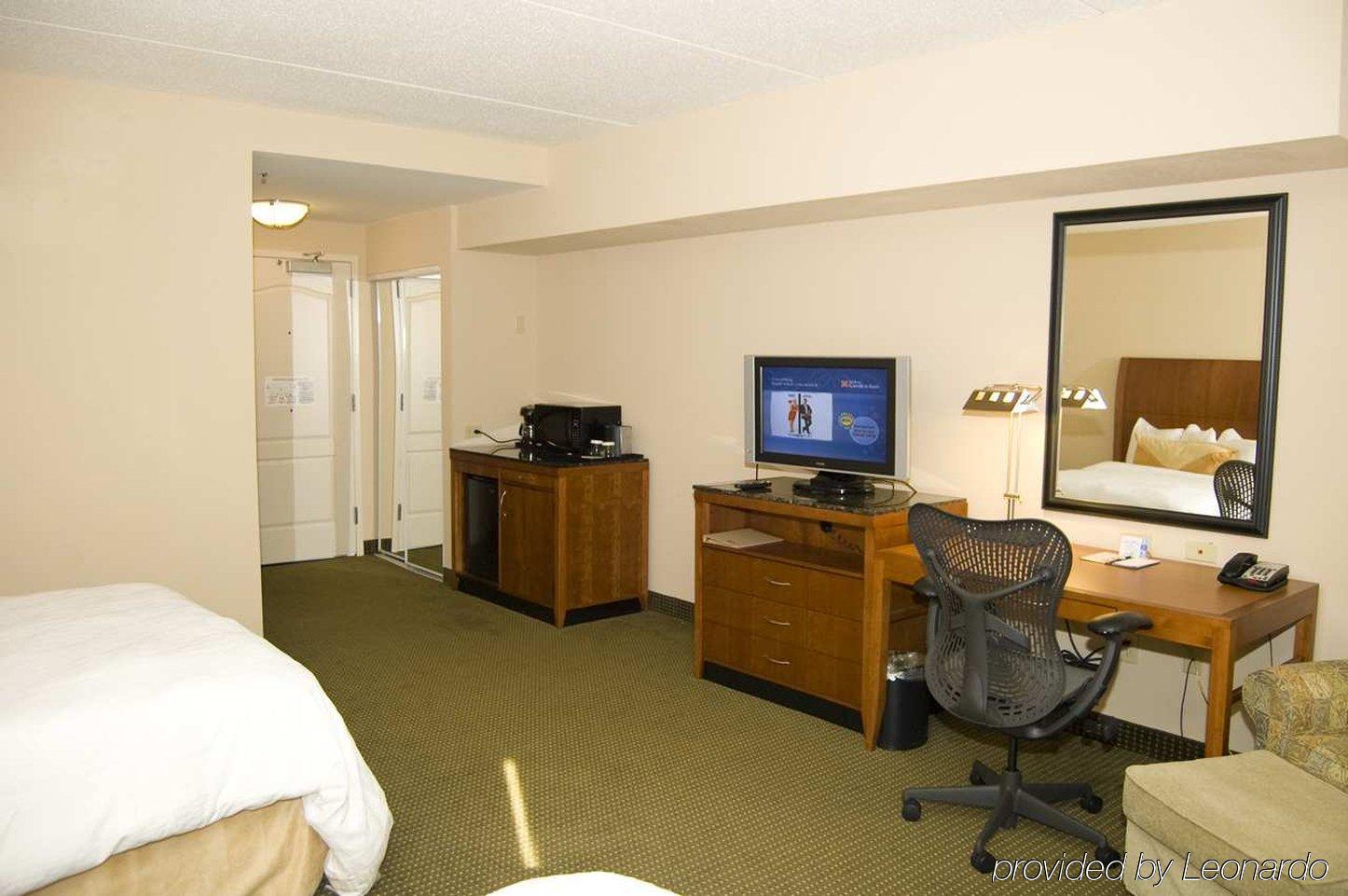 Hilton Garden Hotel 3*