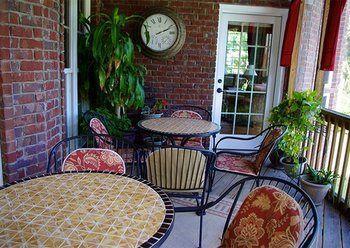 Hotel Bama Lakeside Retreat