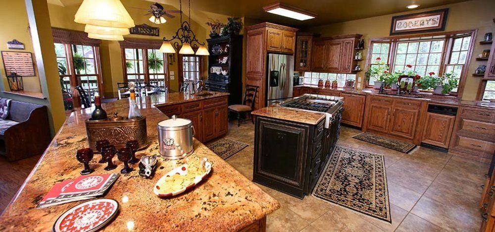 Bama Lakeside Retreat Tuscaloosa