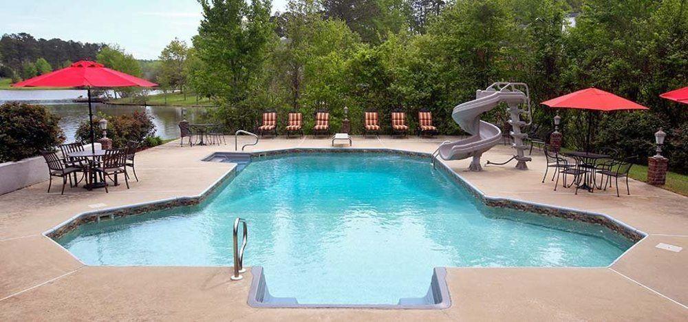 Hotel Bama Lakeside Retreat
