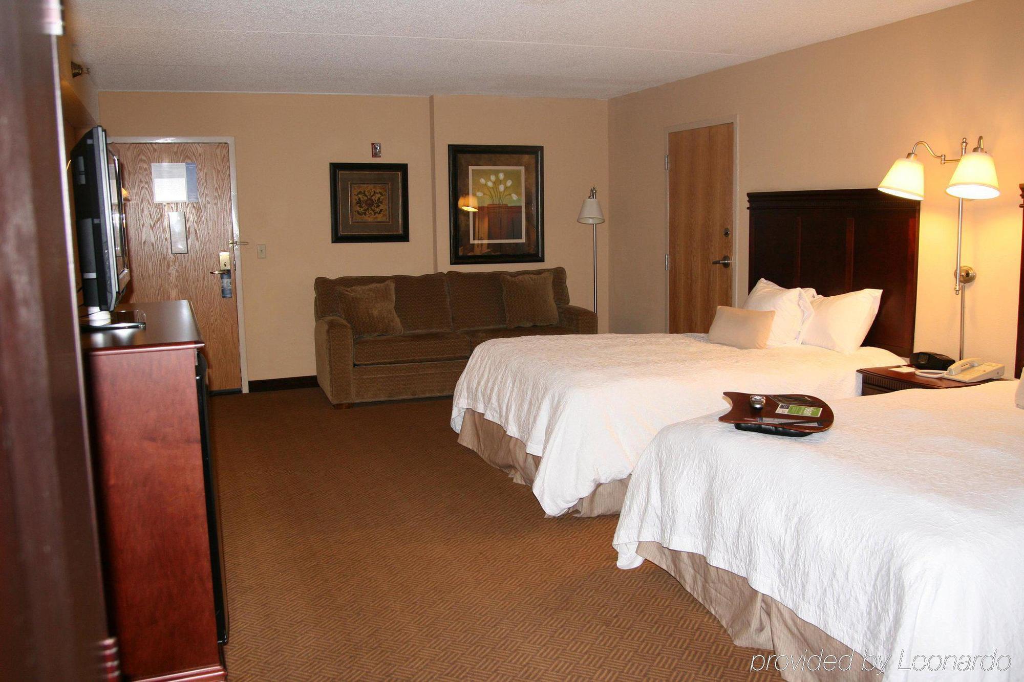 Hampton - East 3* Tuscaloosa