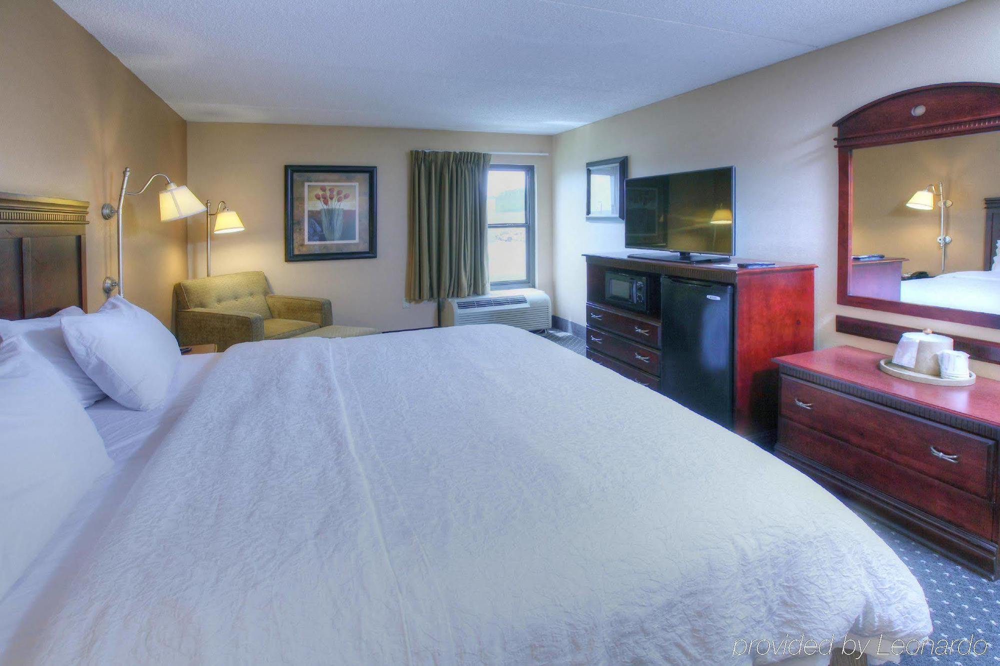 Hampton - East Hotel 3*