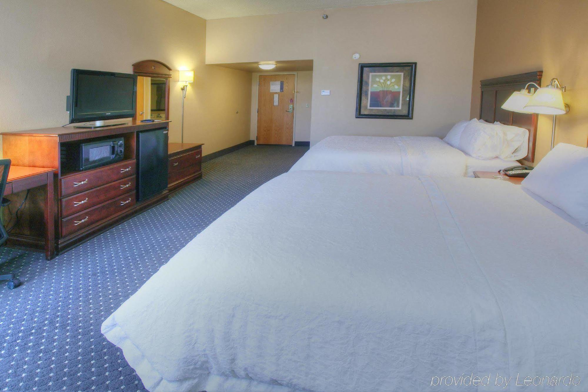 Hampton - East Hotel 3*