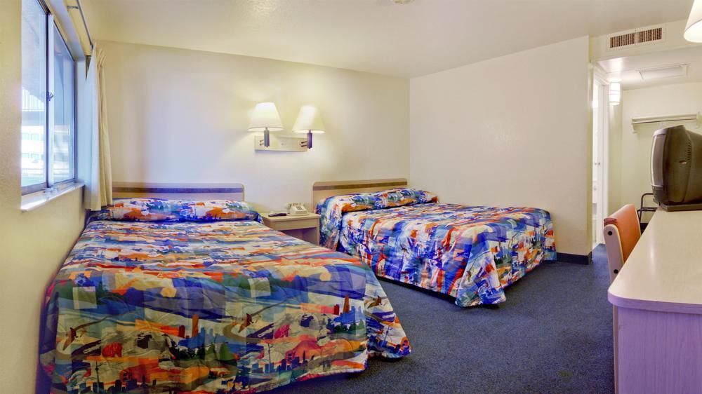 Hotel 6-tuscaloosa, Al 2*