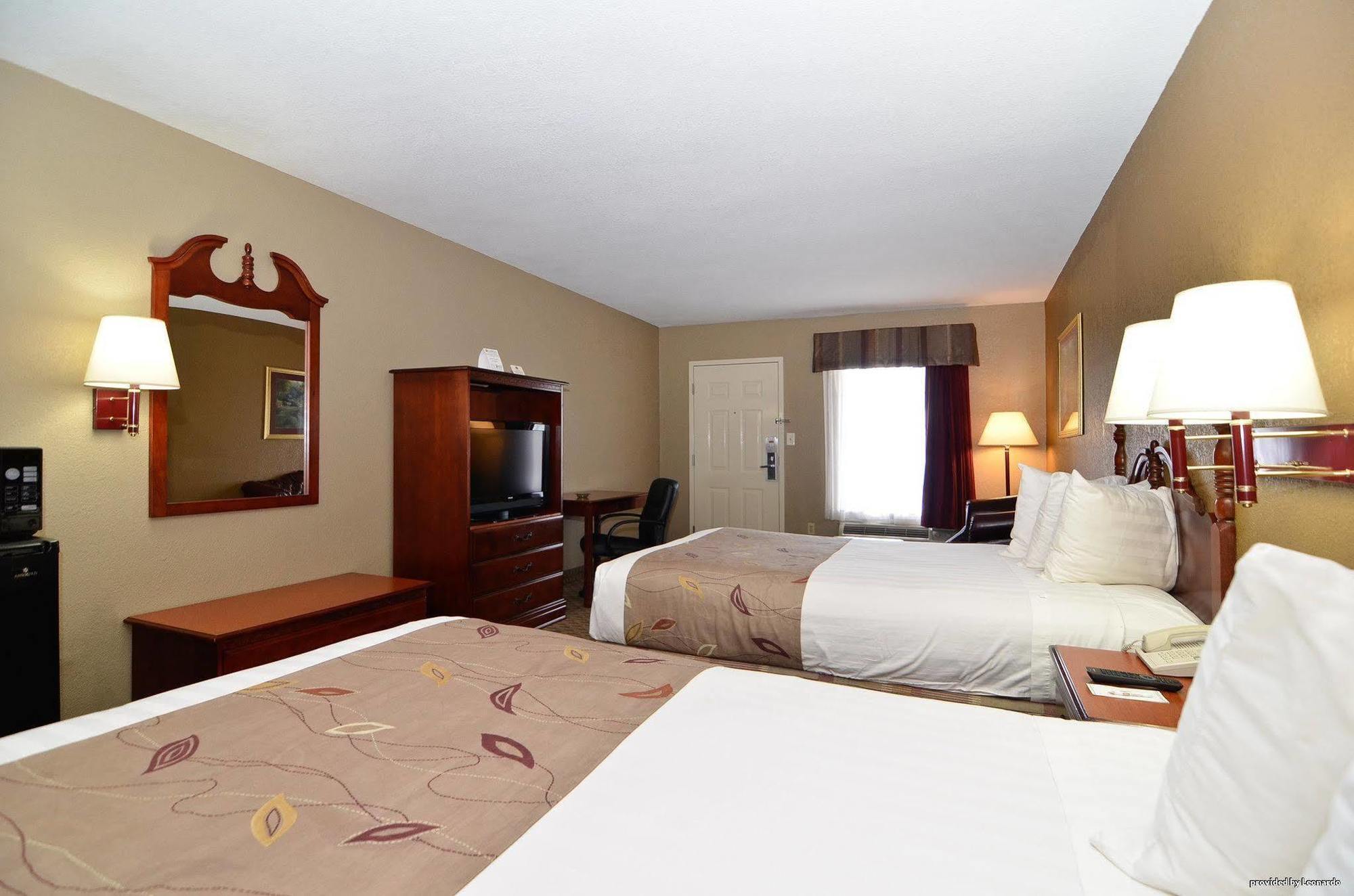 Western Catalina 3* Tuscaloosa